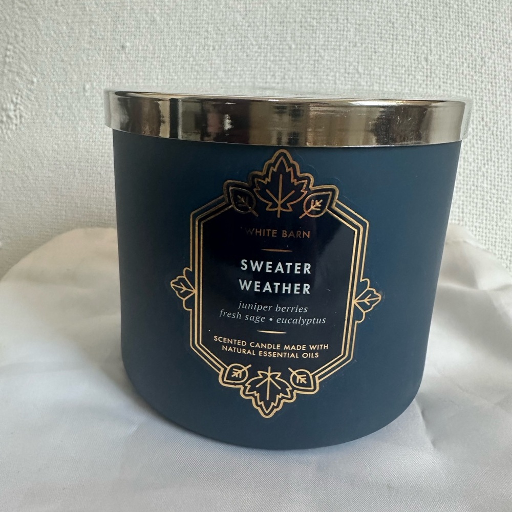 White Barn Sweater Weather Scented Candle - Blue